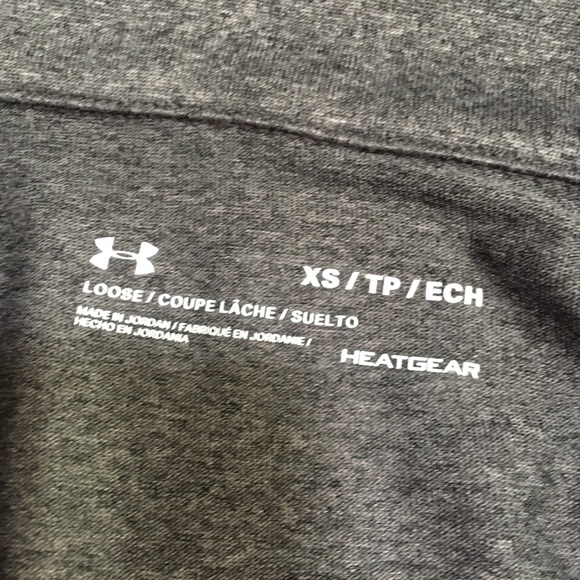 Women’s Under Armour 1/4 Zip LS Shirt (XS) - Picture 4 of 4